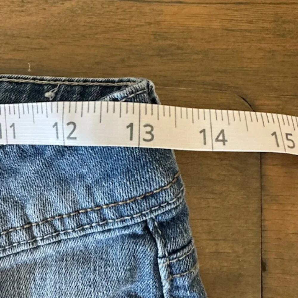 Mudd Light Denim Patchwork Jean Short   8462 - Picture 6 of 8